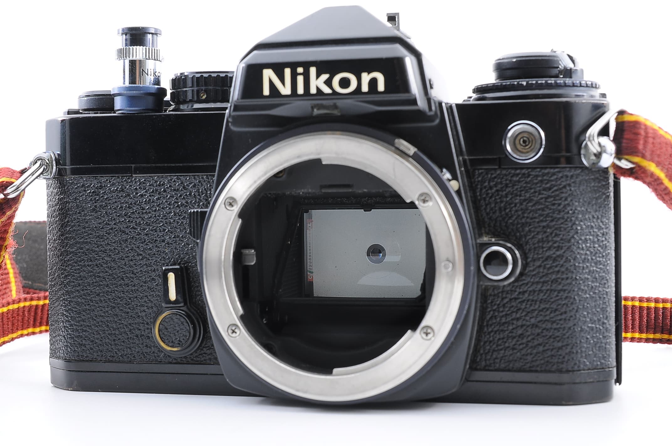 Nikon FE 35mm SLR Film Camera BLACK BODY + MF-16 Data pack 26522-07