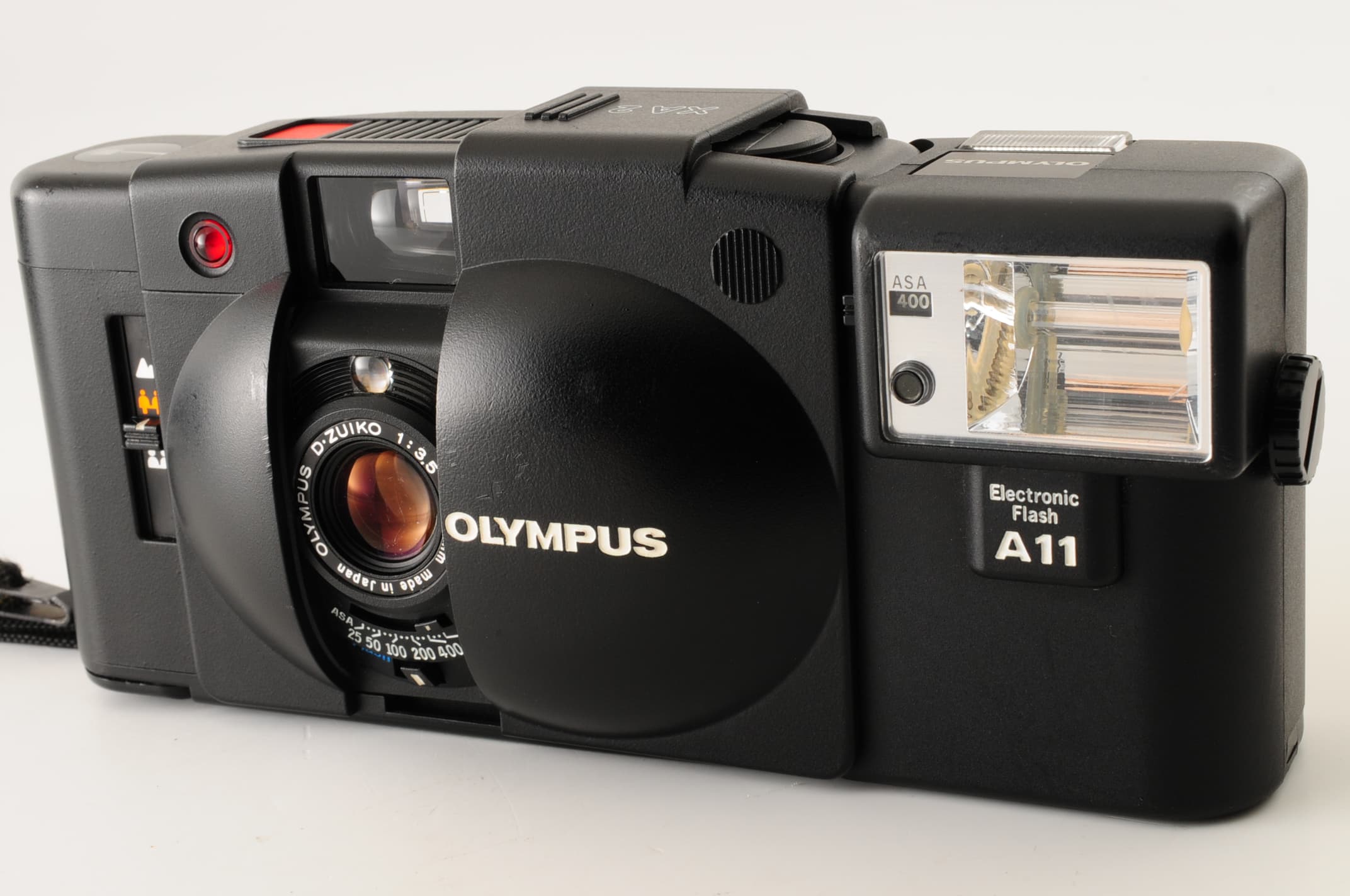 Olympus XA2 w/A11