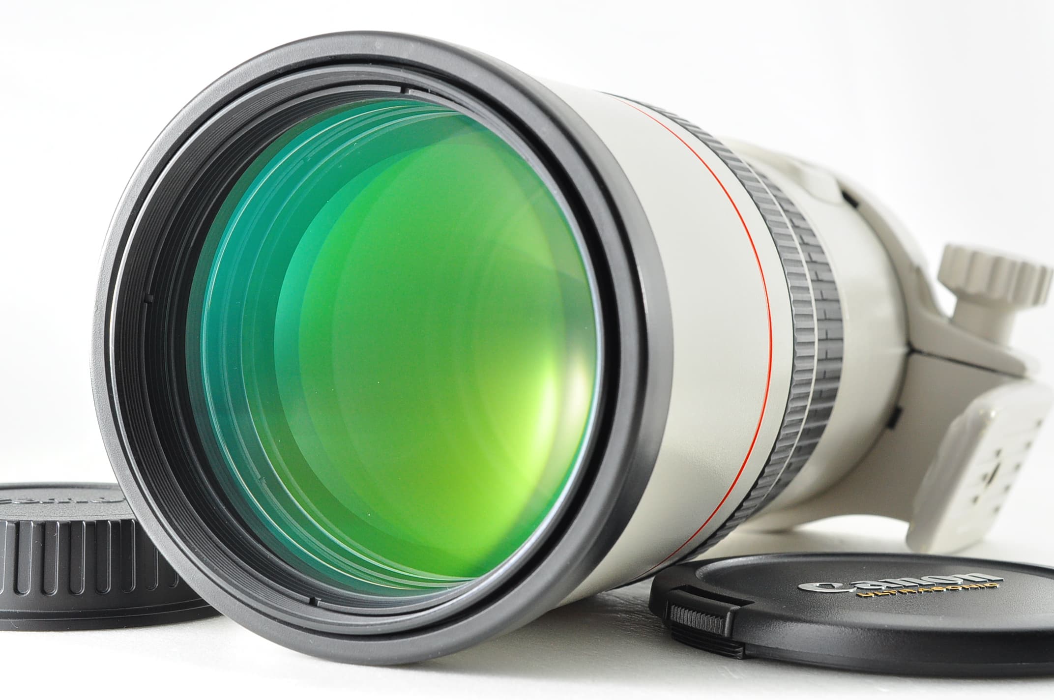 Canon EF 300mm f4 L IS USM Lens Near Mint