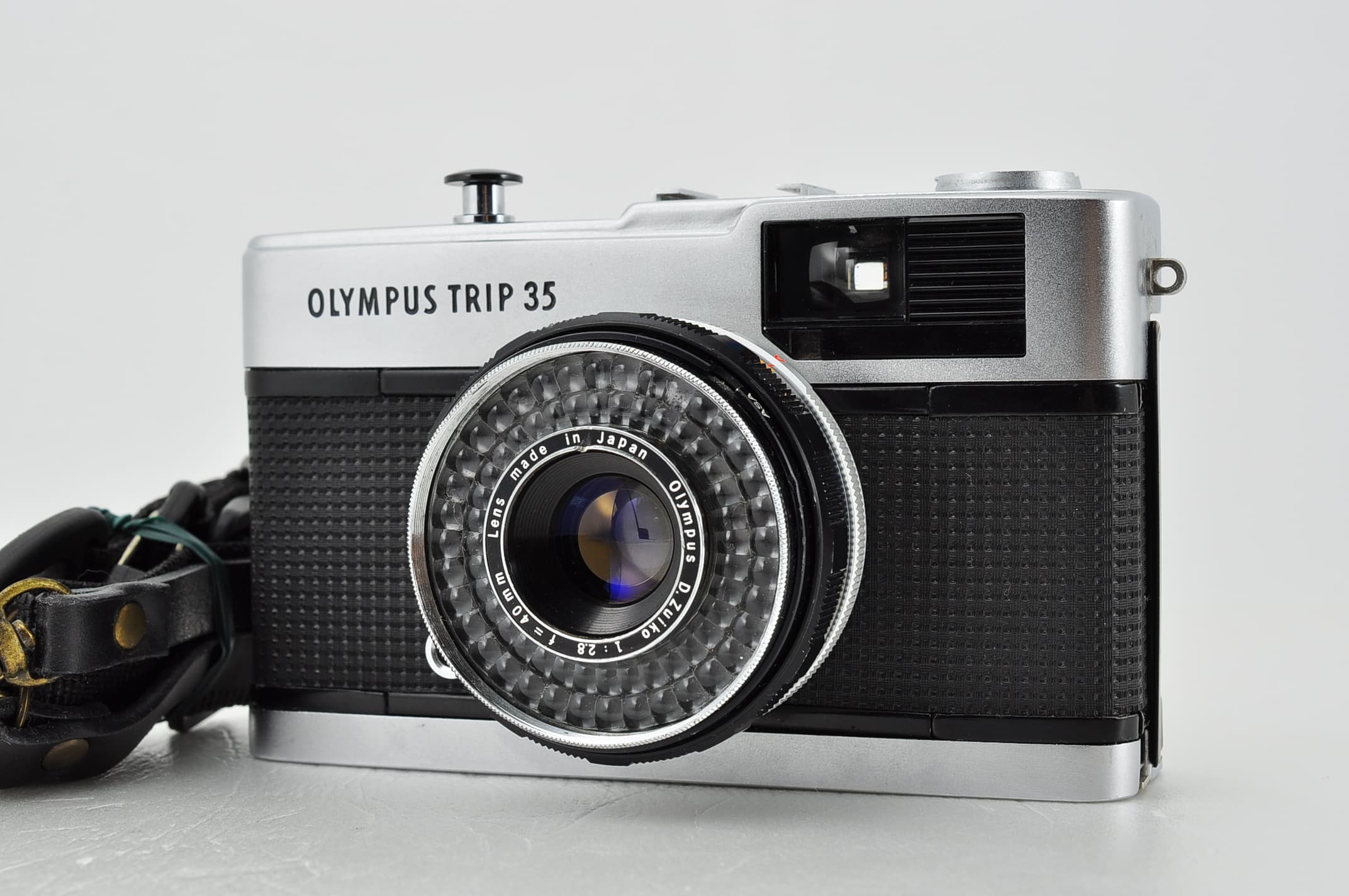 Olympus Trip 35 Film Camera Near Mint