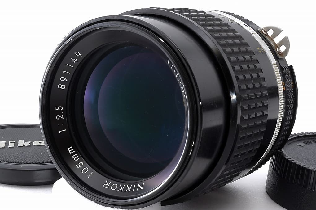 Nikon Ai-s Nikkor 105mm F2.5 MF Telephoto Prime Lens AIS