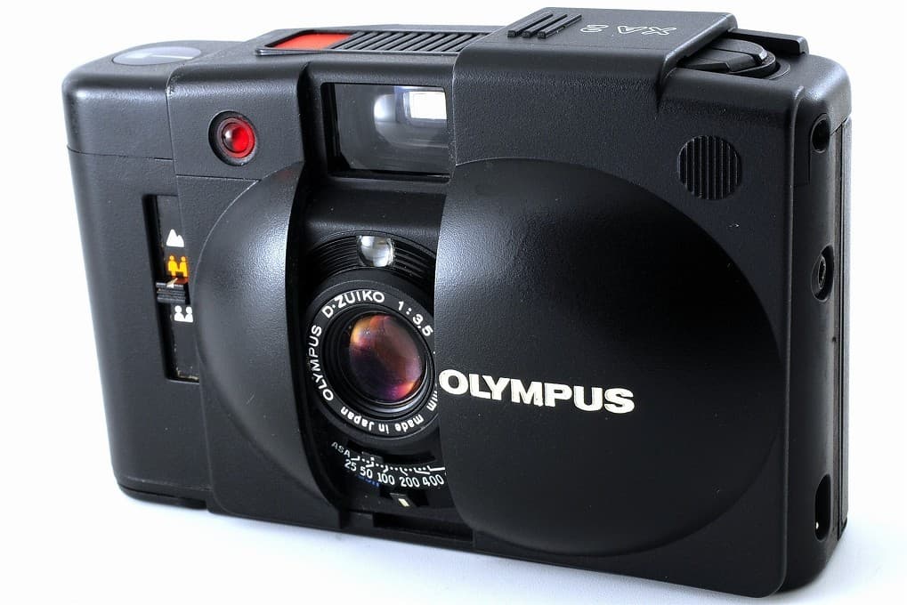 Olympus XA2 Point & Shoot 35mm Film Camera