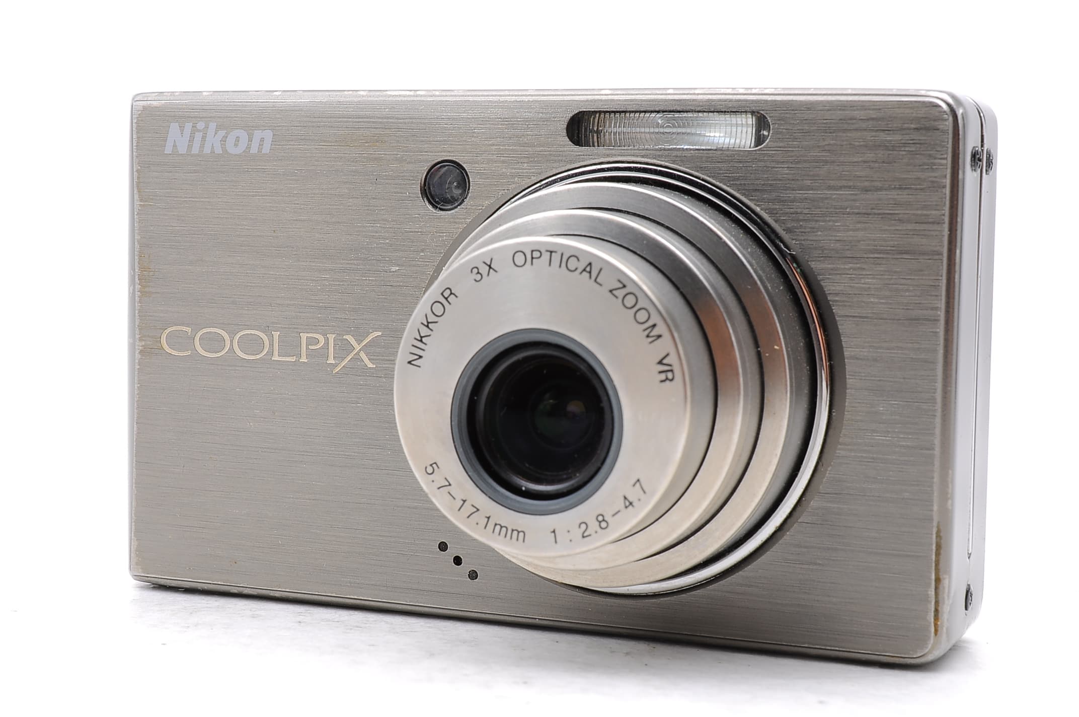 Nikon Coolpix S500 w/Box co1055