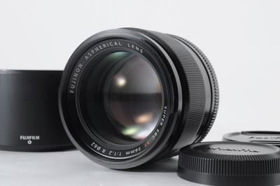 Obiettivo Fujifilm XF 56mm F/1.2 R quasi come nuovo con tappi anteriori e...