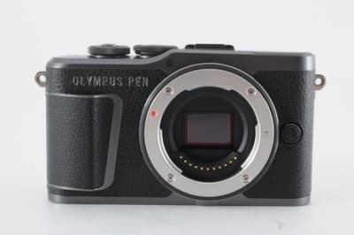 Olympus E-PL10 Near MINT w/ Box, SD Card, Manual, Cap, Charger, Strap