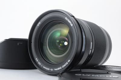 Olympus M.ZUIKO DIGITAL ED 12-200mm F/3.5-6.3 Lens Near MINT f3.5-6.3 box macro.