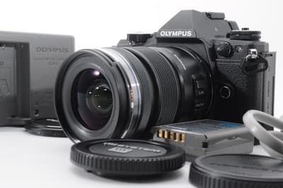 Olympus OM-D E-M5 II Shutter Count:4415 Camera 12-50mm Lens Kit Near MINT Japan