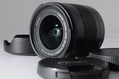 Obiettivo CANON EF-M 11-22mm F/4-5.6 IS STM quasi come nuovo con tappi...
