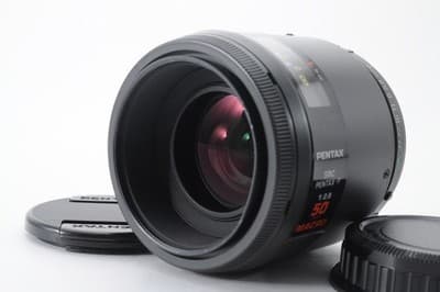 PENTAX SMC Pentax 50mm F/2.8 Macro Lens - Near MINT