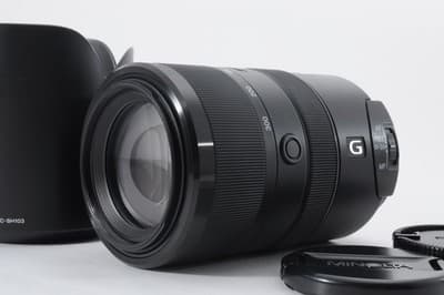 SONY 4.5-5.6/70-300 SSM Near MINT w/ Front and Rear Caps, Hood.