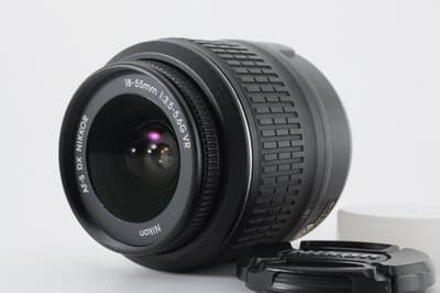 NIKON AF-S DX NIKKOR 18-55mm F/3.5-5.6 G VR Lens Near MINT f/3.5-5.6g zoom caps