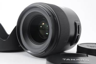 TAMRON SP 45mm F/1.8 Di Lens Near MINT Nikon w/ Front and Rear Caps