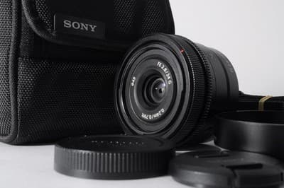 Objectif SONY FE 24mm F/2.8 G presque comme neuf avec bouchons avant et...