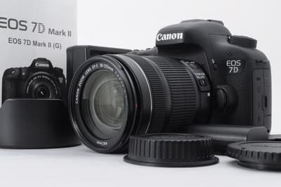 Kit obiettivo Canon EOS7 Dii 18-135 mm corpo fotocamera digitale mirrorless...