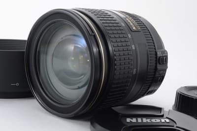 Obiettivo Nikon AF-S 24-120mm F/4 G quasi come nuovo con tappi anteriori e...
